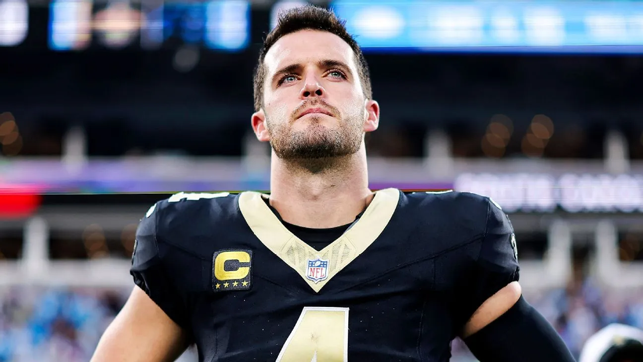 Carr Pensiun: Tak Bisa 'Ambil Begitu Saja' Uang Saints