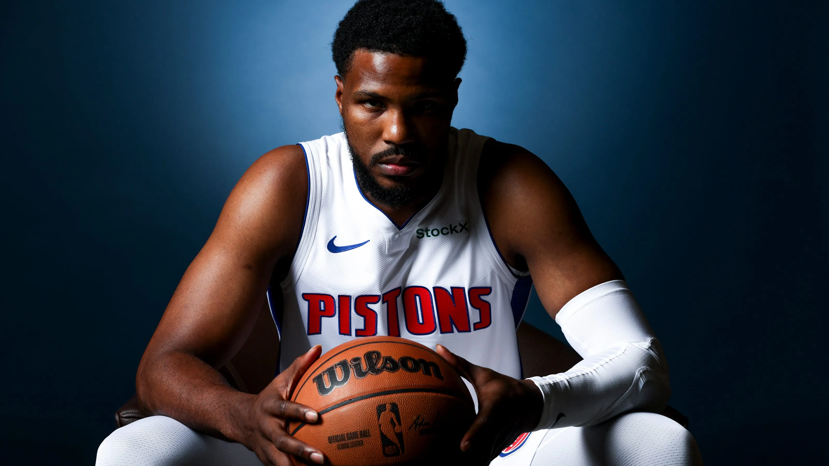 FBI hanyalah satu masalah yang dihadapi Malik Beasley di tengah masalah keuangan yang meningkat senilai $8 juta