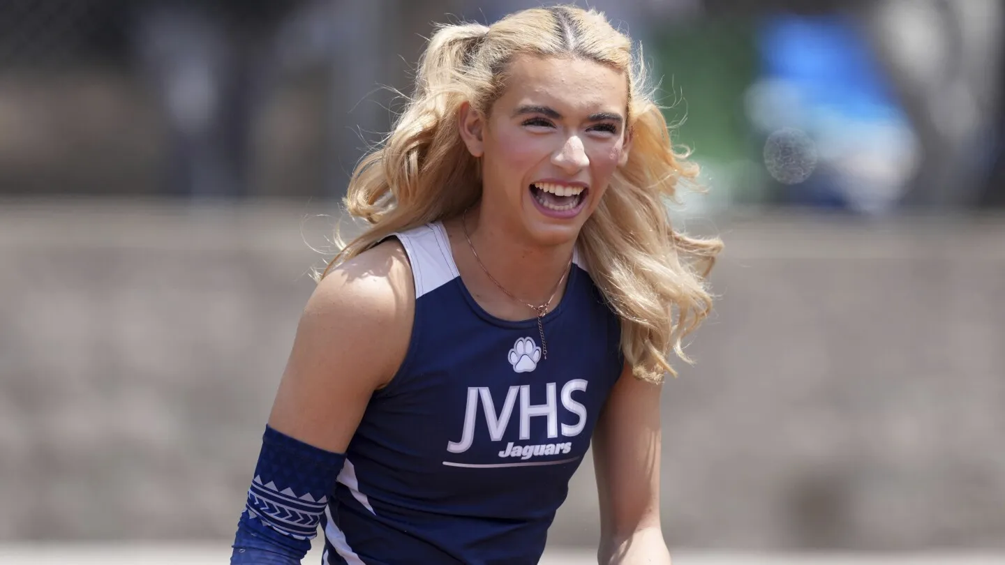Final atletik California disorot karena perubahan aturan setelah keberhasilan atlet transgender