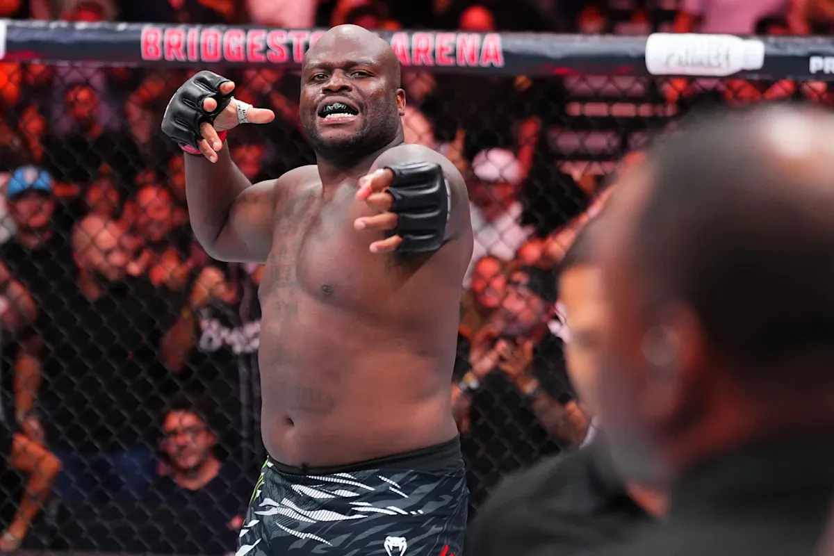 Hasil UFC Nashville: Derrick Lewis Hancurkan Tallison Teixeira dalam 35 Detik, Lepas Celana, Pamer Pantat ke Penonton