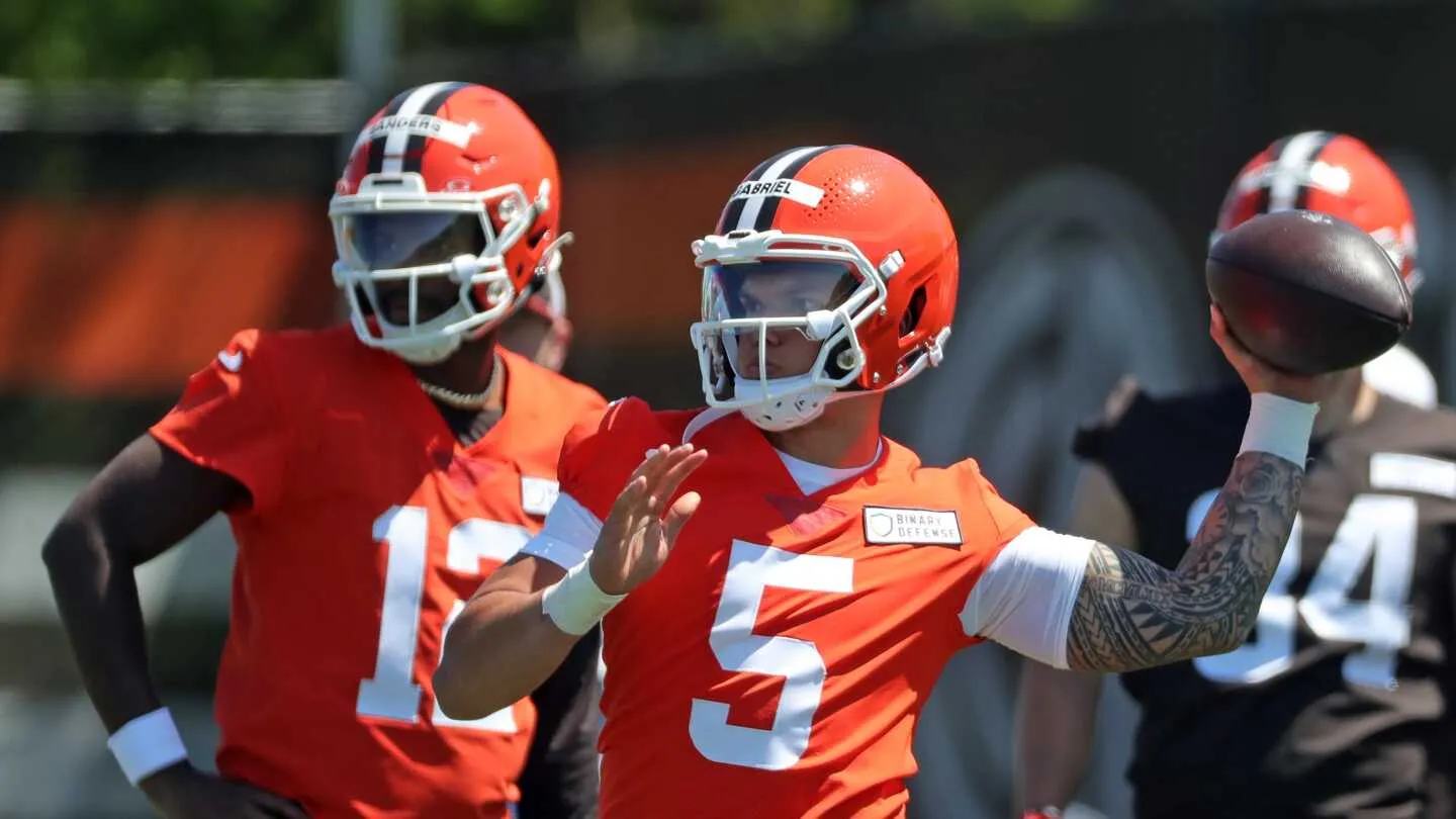 Kevin Stefanski: Shedeur Sanders, Dillon Gabriel seperti spons, belajar menjadi profesional